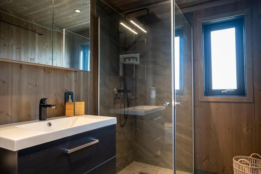 New, Modern, Cosy Hut Close To Norefjell & Chalet